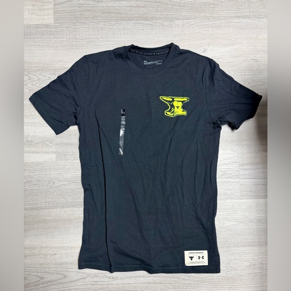 Under Armour Other - Under Armour Black Tee with Yellow Logo
